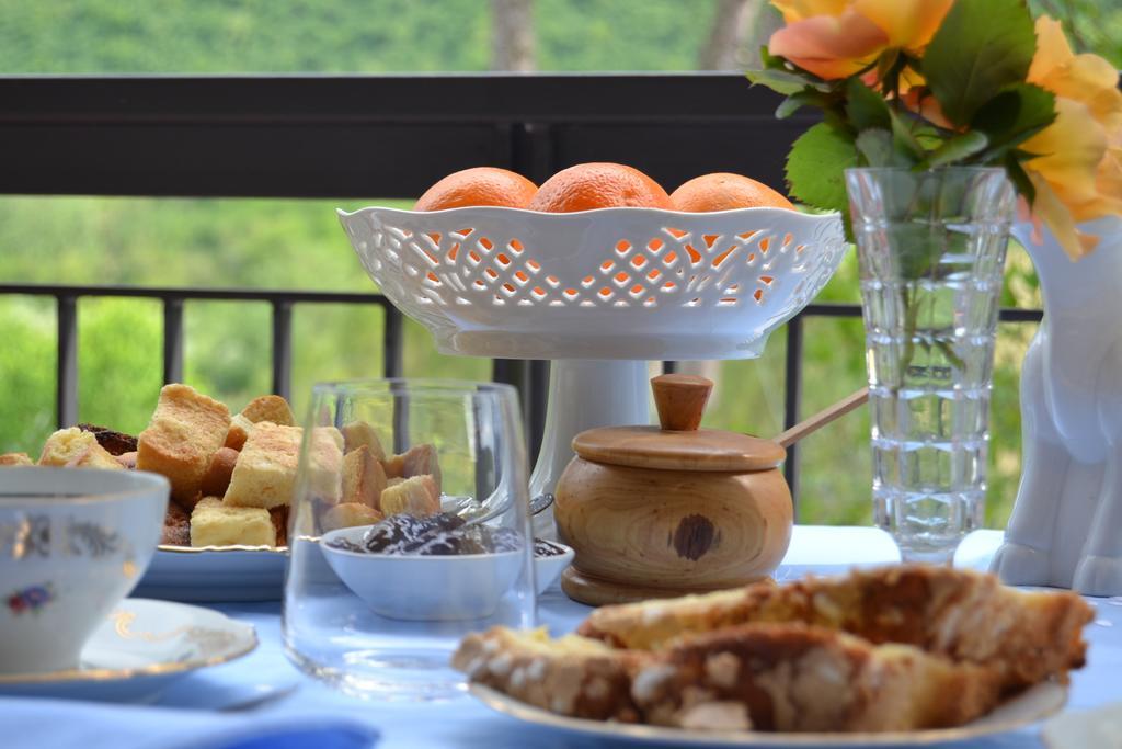 B&B Villa Il Poggiolino Molino del Piano Buitenkant foto