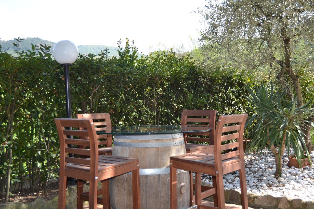 B&B Villa Il Poggiolino Molino del Piano Buitenkant foto