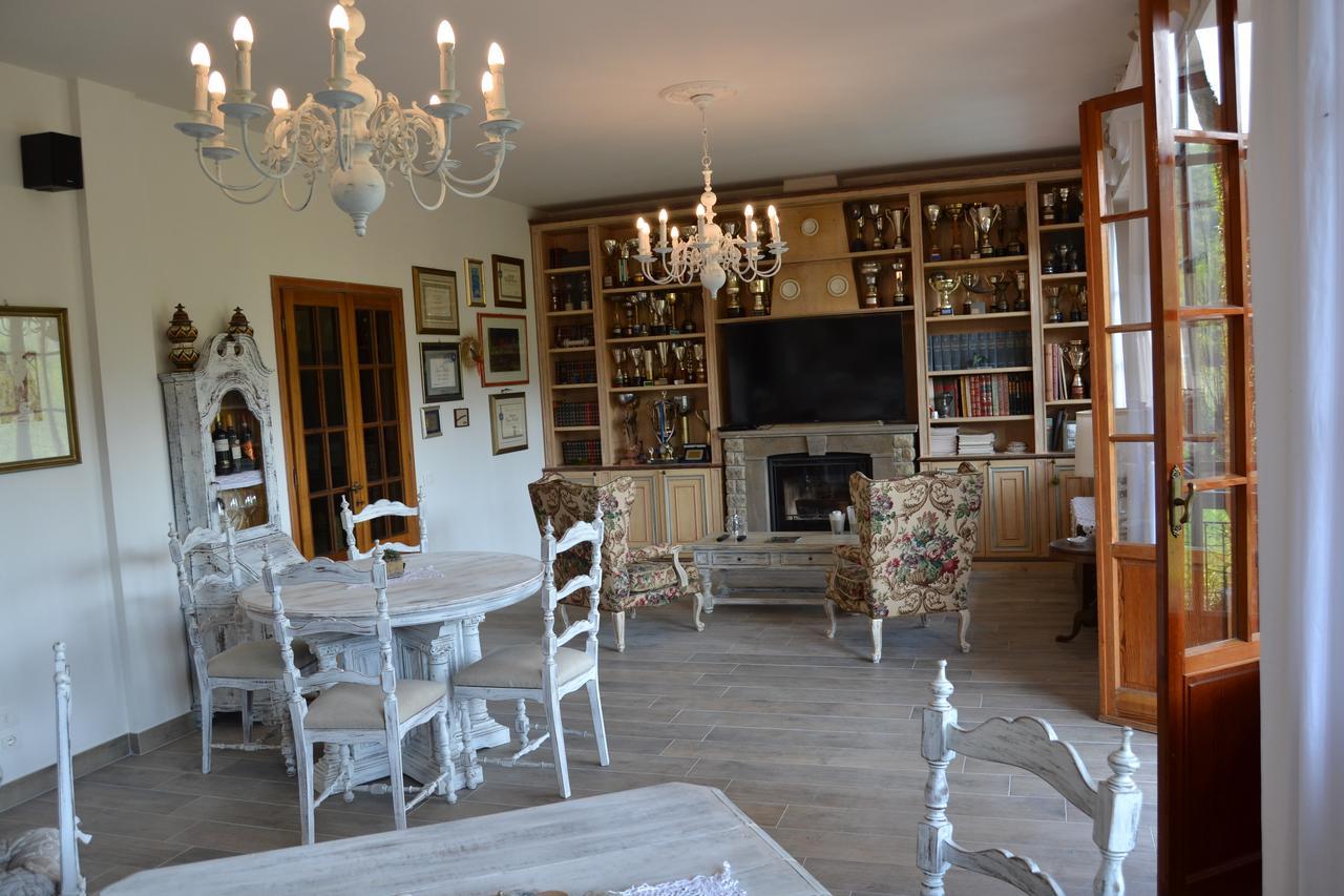 B&B Villa Il Poggiolino Molino del Piano Buitenkant foto