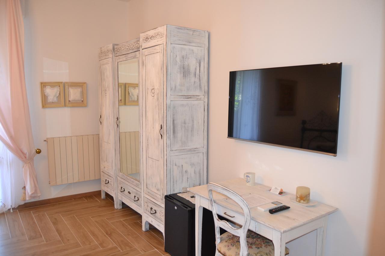 B&B Villa Il Poggiolino Molino del Piano Buitenkant foto